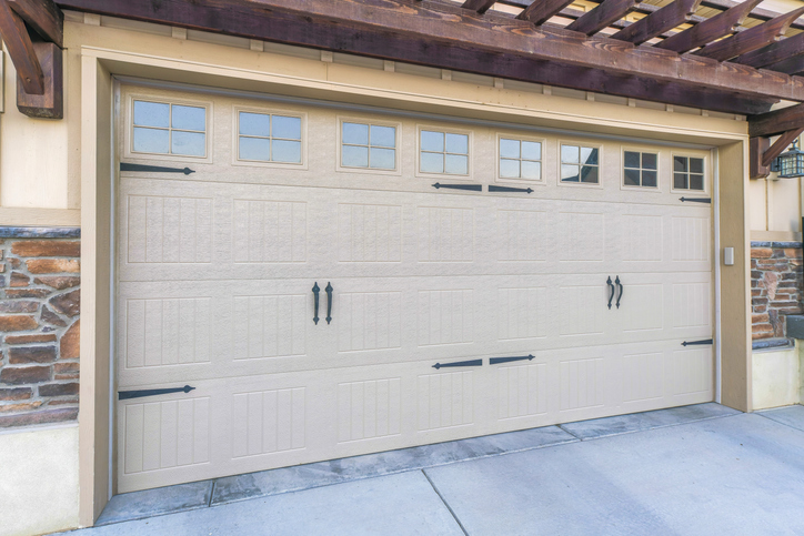 Common Mistakes to Avoid in Garage Door Maintenance: Optimization Tips